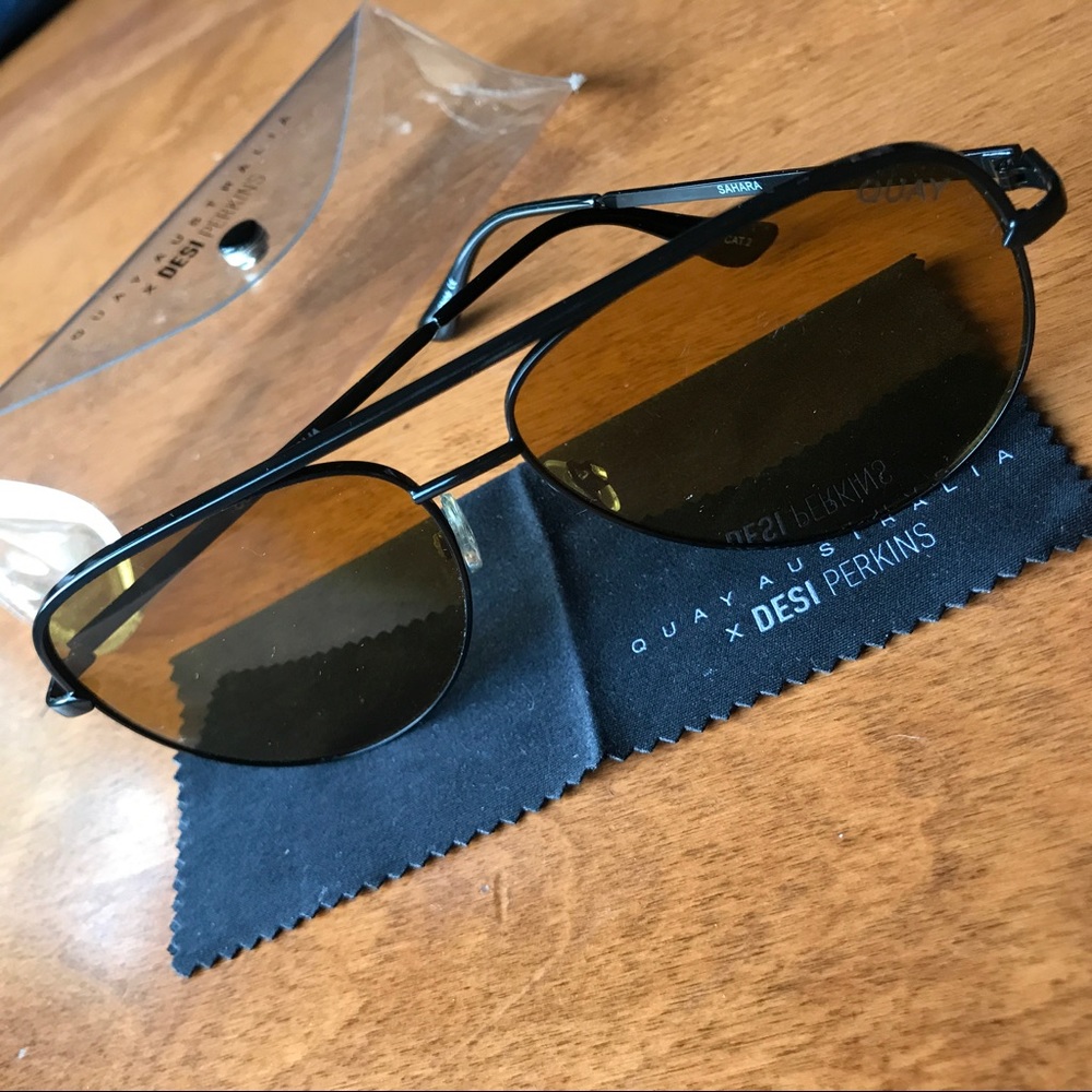 Quay Australia x Desi Perkins